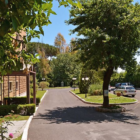 Hotel Cilicia Rome Bagian luar foto