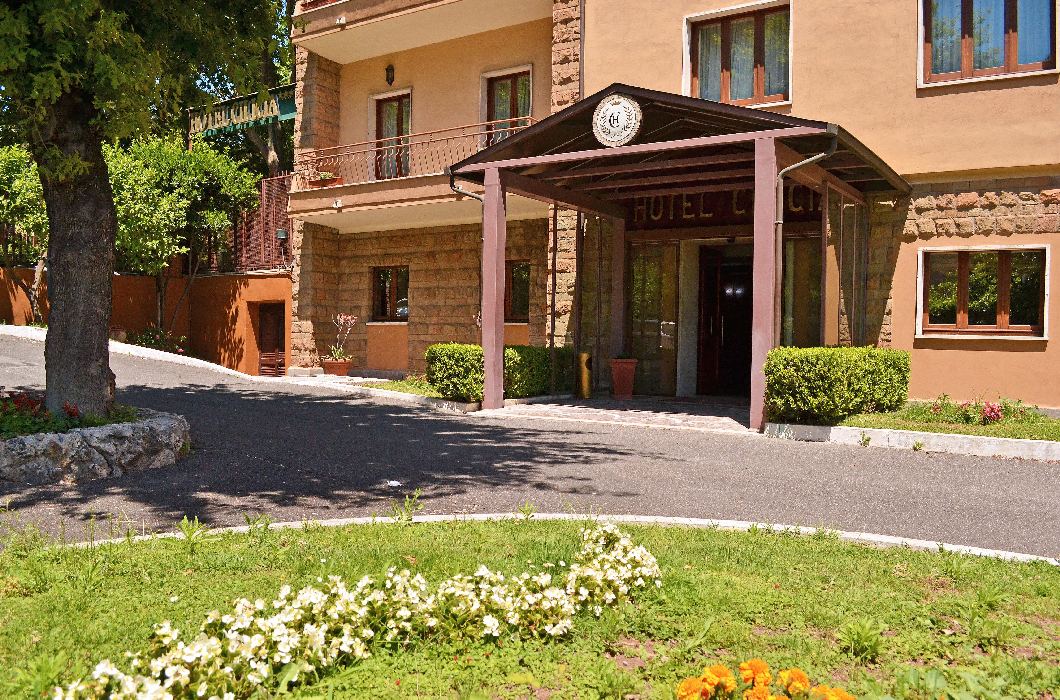 Hotel Cilicia Rome Bagian luar foto