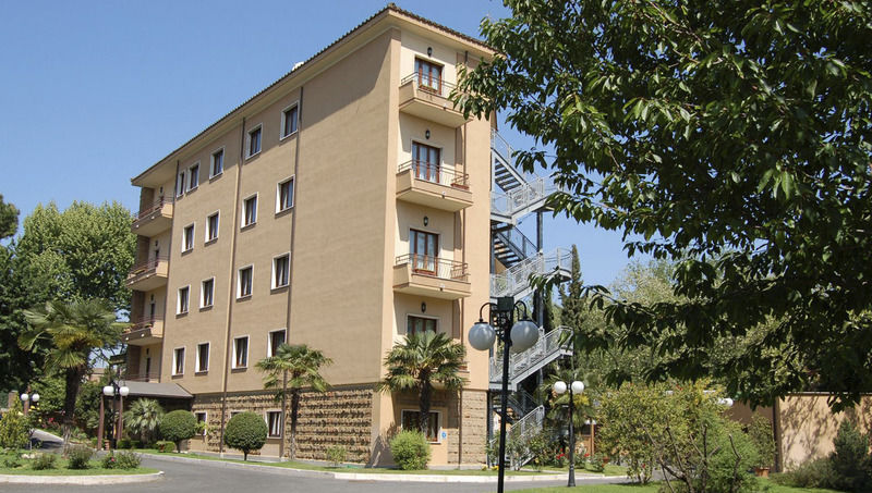 Hotel Cilicia Rome Bagian luar foto