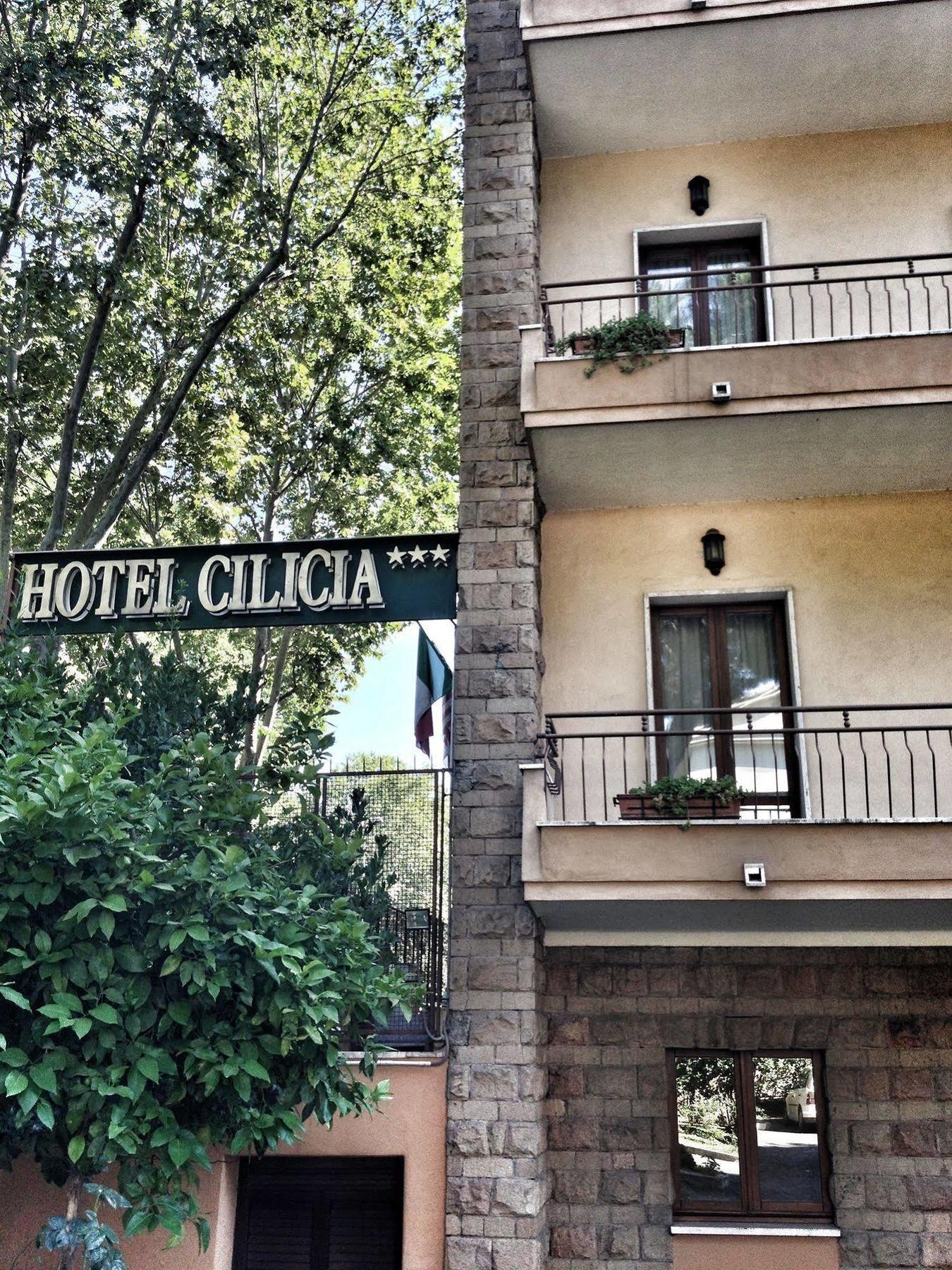 Hotel Cilicia Rome Bagian luar foto