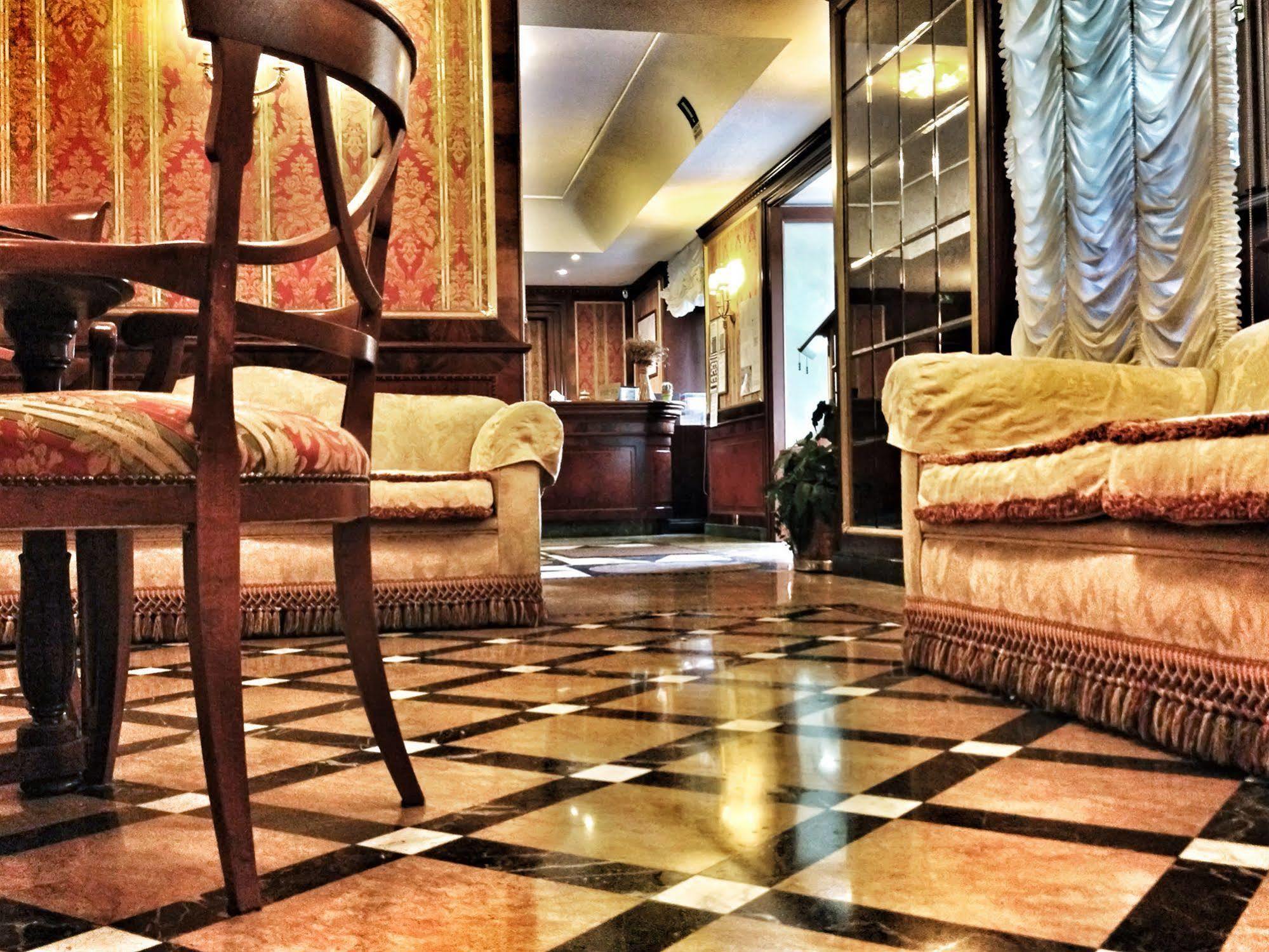 Hotel Cilicia Rome Bagian luar foto