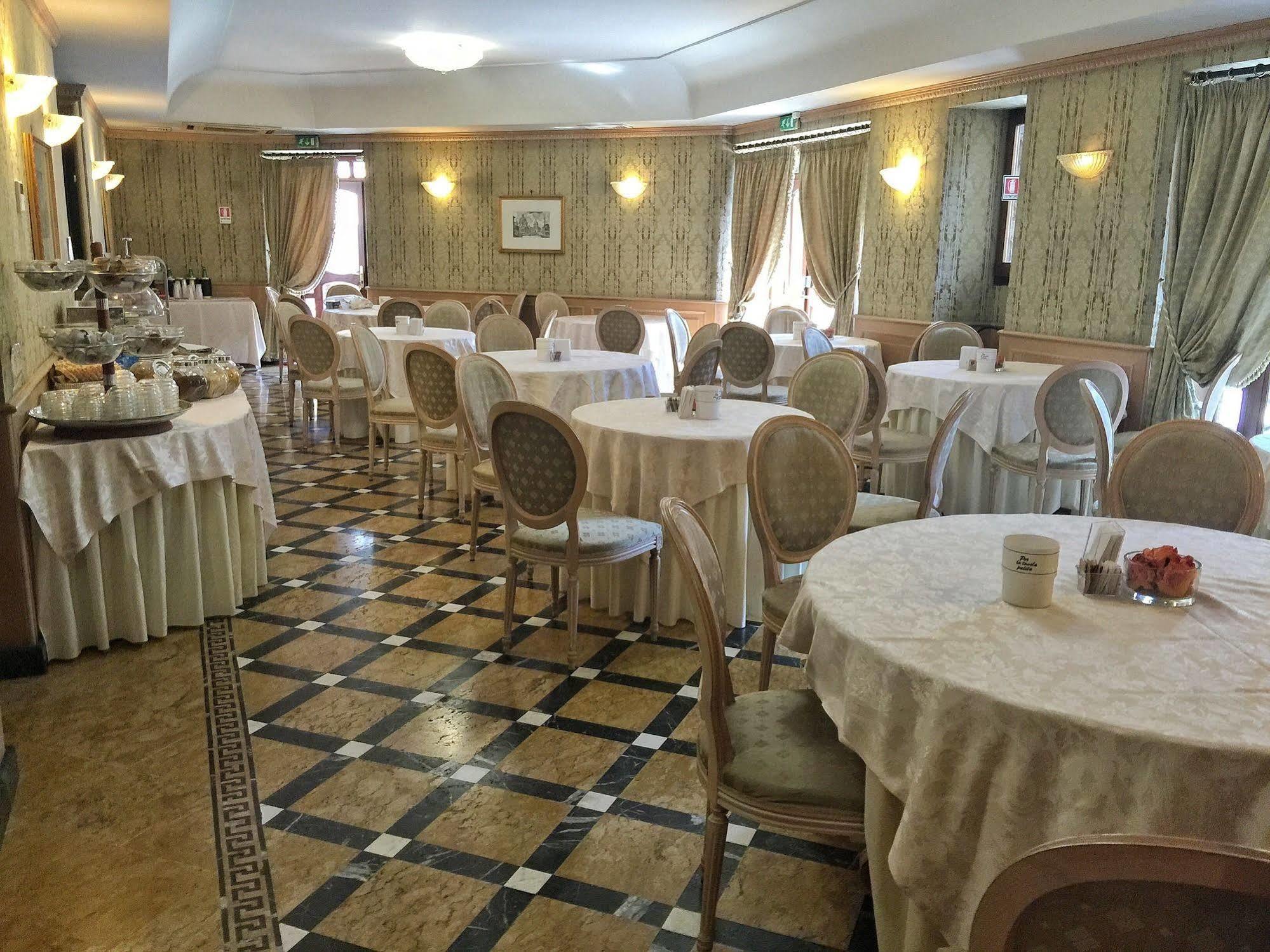 Hotel Cilicia Rome Bagian luar foto